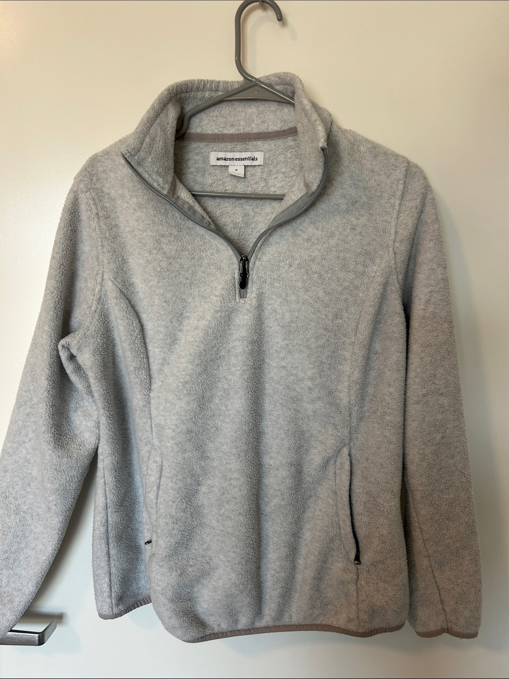 Amazon EssentialsLight Gray Half-Zip Fleece Pullover